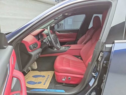 마세라티 르반떼 3.0 S AWD 모데나 사진 5