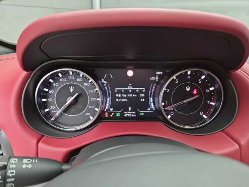 마세라티 르반떼 3.0 S AWD 모데나 사진 8