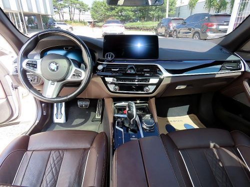 BMW 5시리즈 (G30) 530i xDrive M 스포츠 사진 모두보기