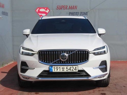 볼보 XC60(2세대) B5 AWD 인스크립션 사진 2