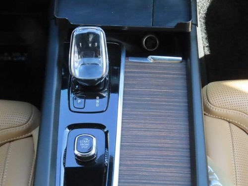 볼보 XC60(2세대) B5 AWD 인스크립션 사진 13