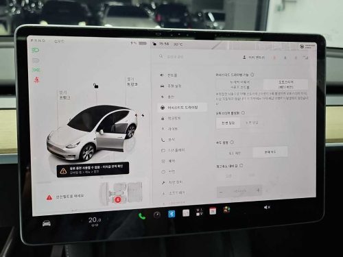 테슬라 모델 Y RWD 사진 모두보기
