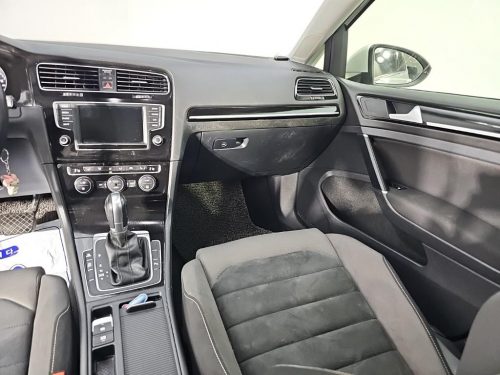 폭스바겐 골프 7세대 2.0 TDI 사진 10