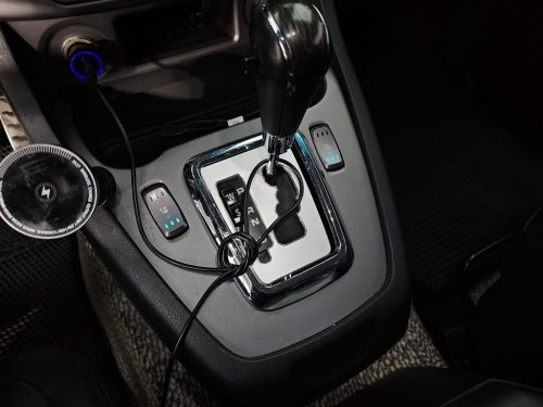 KG모빌리티(쌍용) 코란도투리스모 4WD 아웃도어 에디션 사진 8