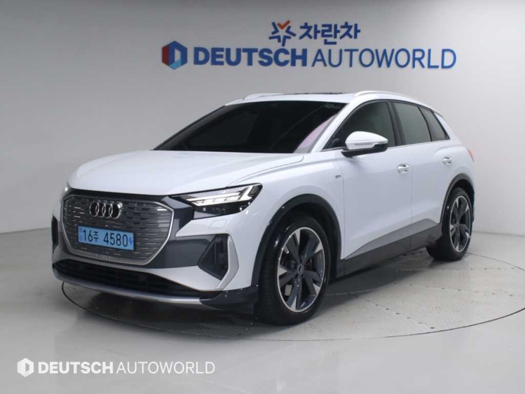 아우디 Q4 e-트론 40 프리미엄