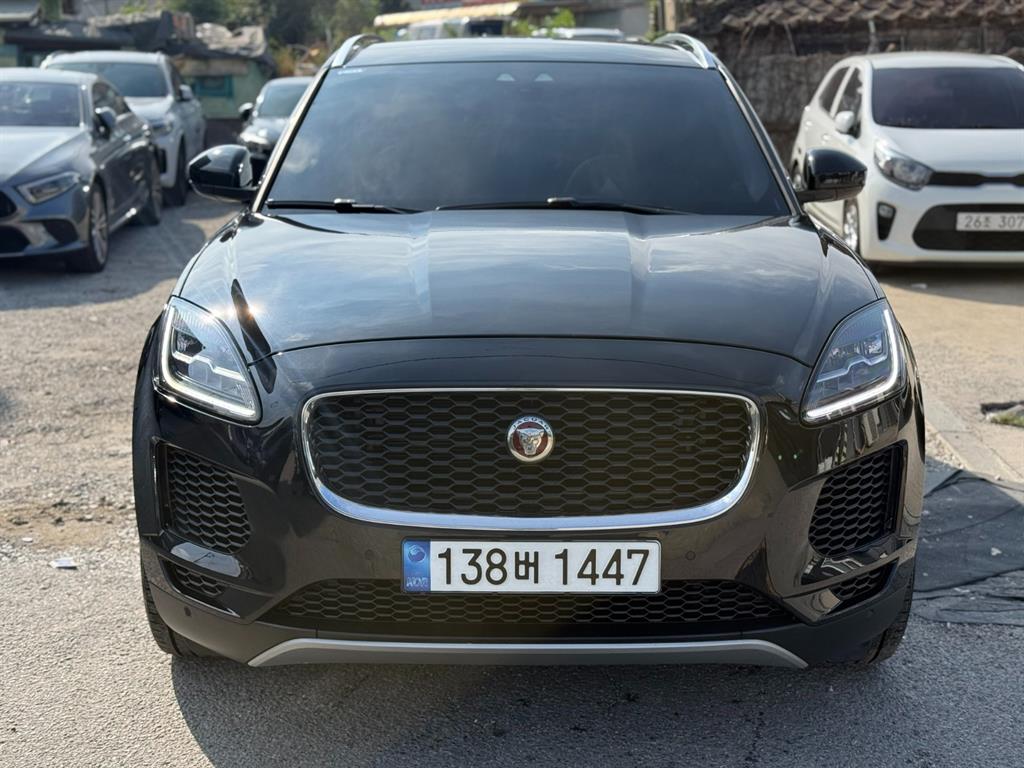 재규어 E-PACE D180 SE