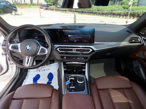 BMW i4 M50 사진 7