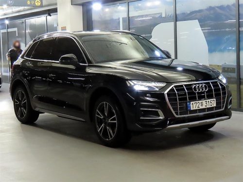 아우디 Q5 (FY) 45 TFSI 콰트로