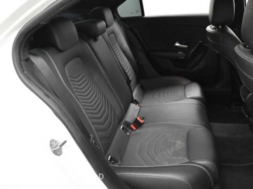 벤츠 A클래스 W177 A250 4MATIC 세단 사진 12