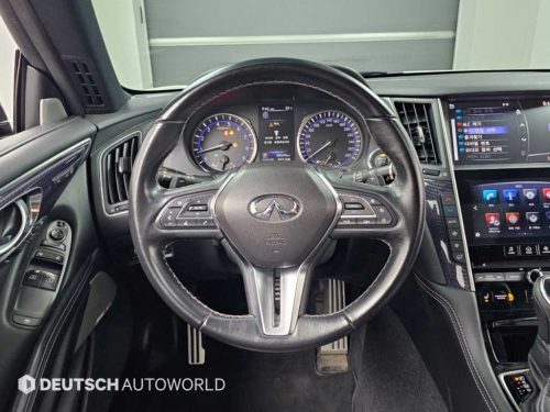 인피니티 Q60 3.0쿠페 사진 13