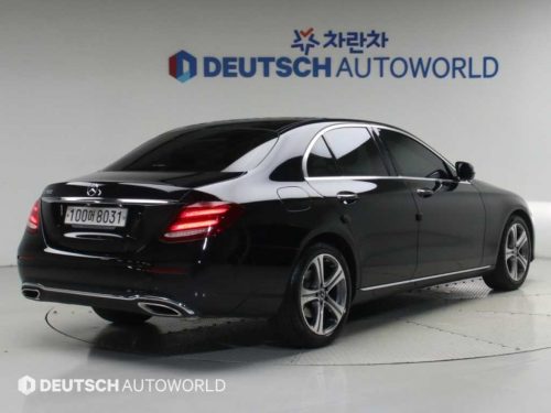 벤츠 E-클래스 W213 E300 아방가르드 사진 2