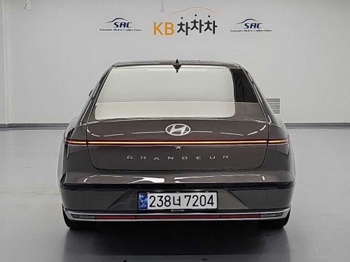 현대 그랜저 (GN7) 가솔린 3.5 2WD 사진 3