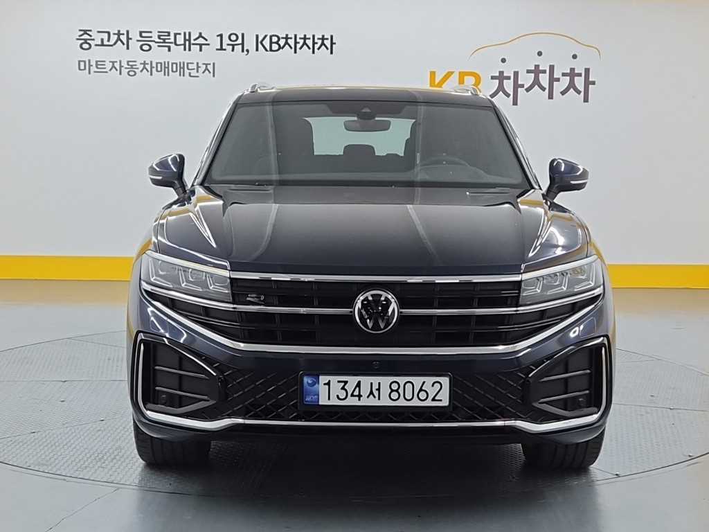 폭스바겐 투아렉 3세대 3.0 TDI 프레스티지