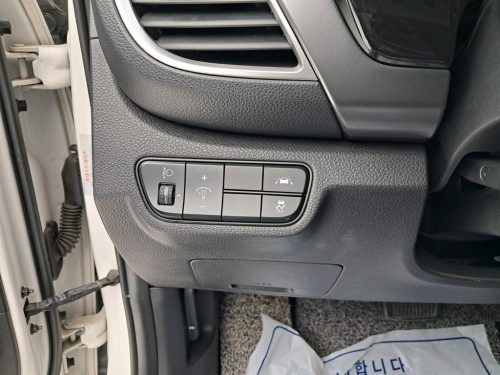 기아 더 뉴 셀토스 가솔린 1.6 터보 4WD 사진 13