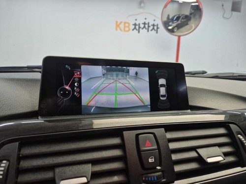 BMW 3시리즈 (F30) 320d 사진 모두보기