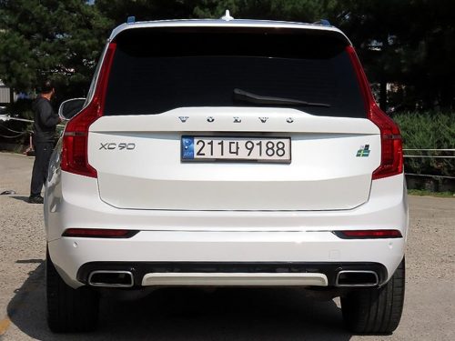 볼보 XC90 2세대 2.0 D5 AWD 사진 4