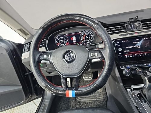 폭스바겐 아테온 2.0 TDI 엘레강스 프리미엄 사진 9