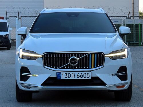 볼보 XC60(2세대) B6 AWD 얼티메이트 브라이트