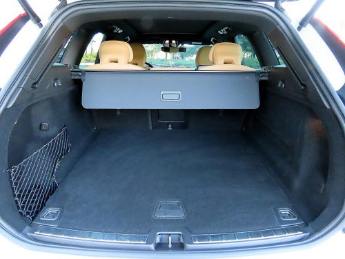 볼보 XC60(2세대) B6 AWD 얼티메이트 브라이트 사진 17