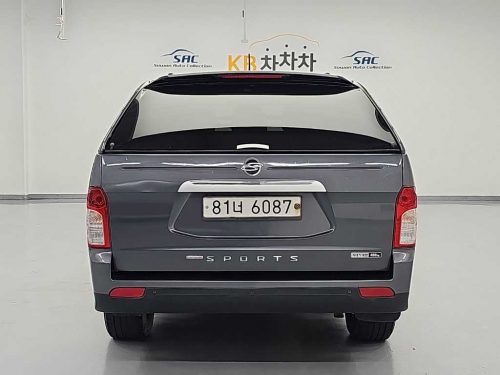 KG모빌리티(쌍용) 코란도스포츠 디젤 4WD CX7 사진 3