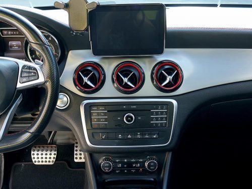 벤츠 CLA클래스 CLA 45 AMG 4MATIC 사진 9