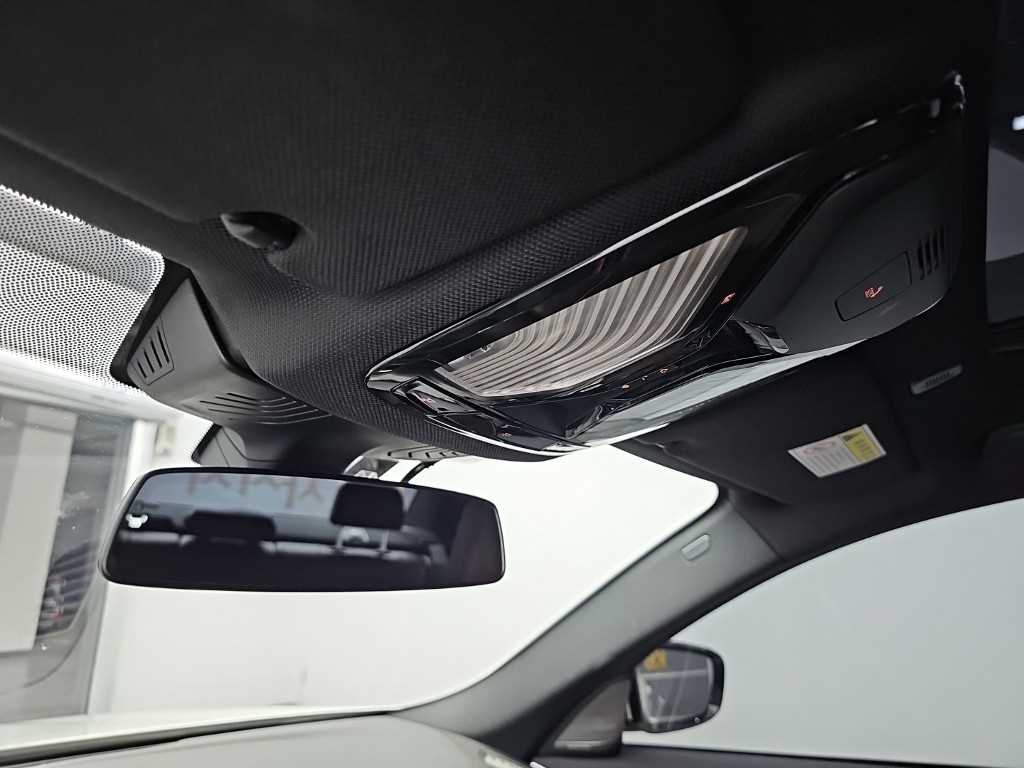 BMW 5시리즈 (G30) 530i M 스포츠 플러스 사진 17