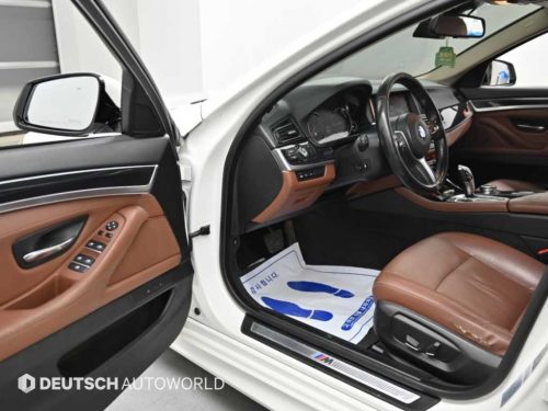 BMW 5시리즈 (F10) 520d xDrive M 에어로다이나믹 사진 11
