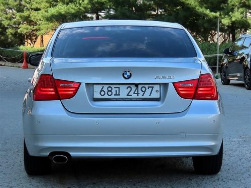 BMW 3시리즈 (E90) 320i 세단 사진 4