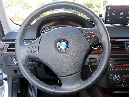 BMW 3시리즈 (E90) 320i 세단 사진 8