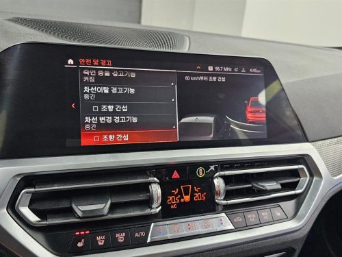 BMW 3시리즈 (G20) 320i M 스포츠 사진 16