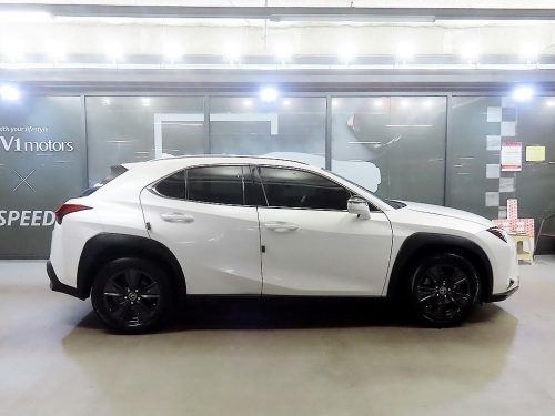 렉서스 UX 250h 2.0 2WD 사진 3