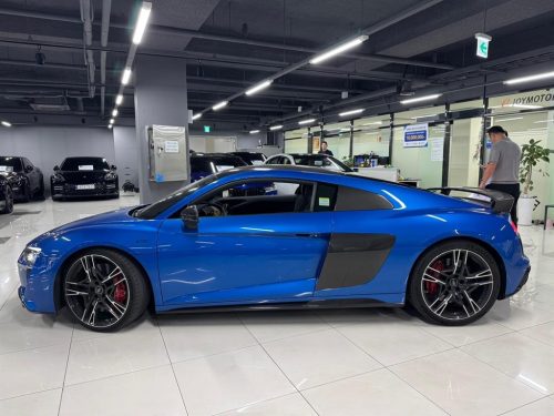 아우디 R8 (4S) 5.2 V10 퍼포먼스 쿠페 사진 2