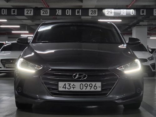 현대 아반떼 AD 1.6 GDI 프리미엄 사진 2