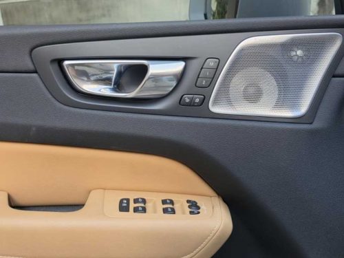 볼보 XC60(2세대) B5 AWD 인스크립션 사진 7
