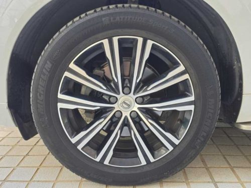 볼보 XC60(2세대) B5 AWD 인스크립션 사진 14