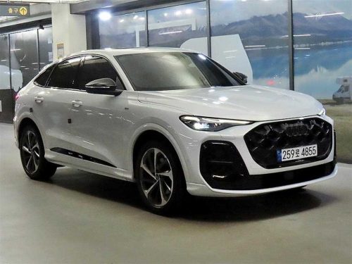 아우디 Q5 (80A) 스포트백 45 TFSI 콰트로 S-라인