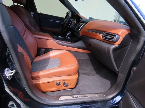 마세라티 르반떼 3.0 AWD 그란 루쏘 사진 6
