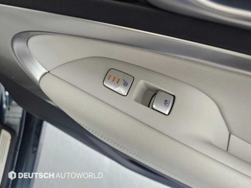 제네시스 더 뉴 G70 가솔린 2.0T 4WD 사진 16