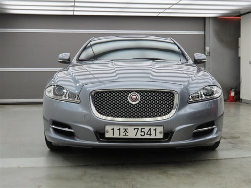 재규어 XJ (X351) 3.0D