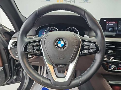 BMW 5시리즈 (G30) 530i M 스포츠 플러스 사진 9