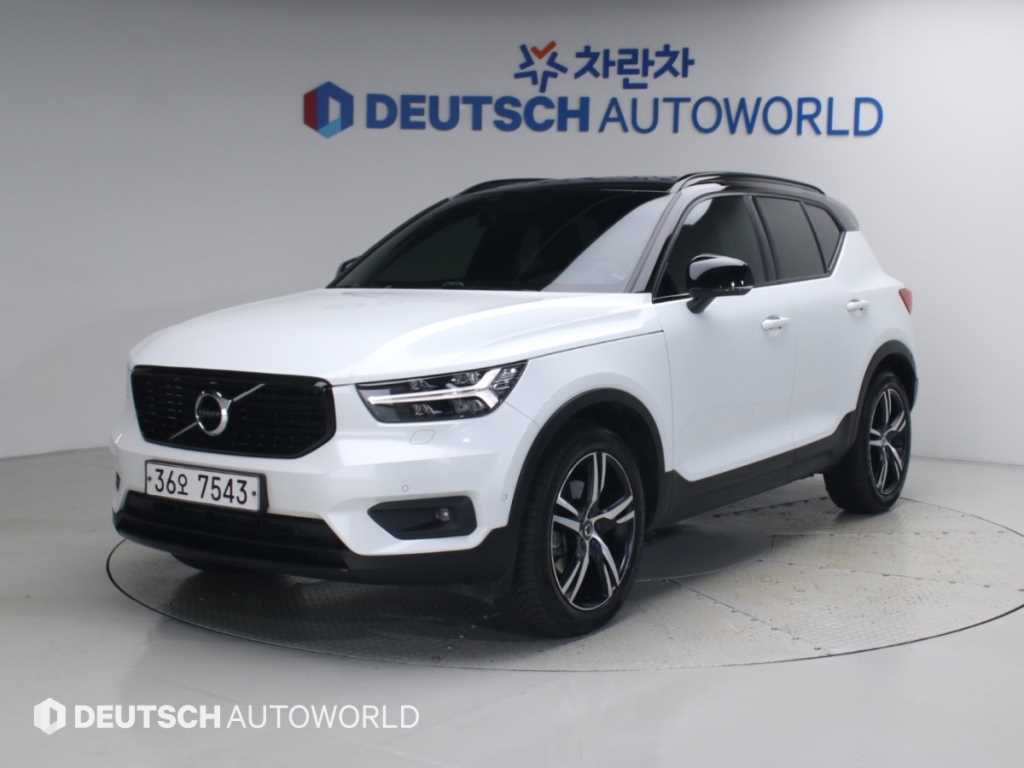 볼보 XC40 T4 4WD R-디자인