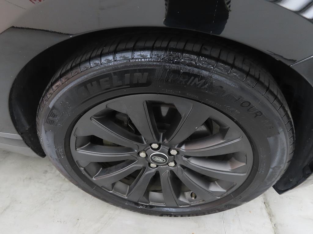 랜드로버 레인지로버 벨라 3.0 D300 R-다이나믹 SE 사진 20