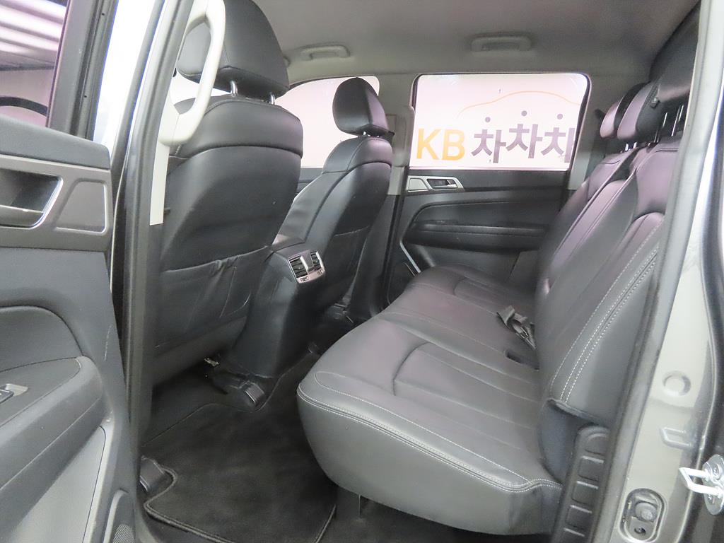 KG모빌리티(쌍용) 렉스턴 스포츠 4WD 디젤 2.2 사진 6