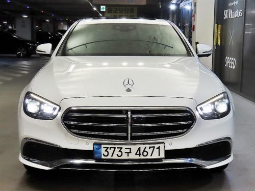 벤츠 E-클래스 W213 E220d 4MATIC 익스클루시브 사진 2