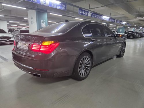 BMW 7시리즈 (F01) 750 사진 3