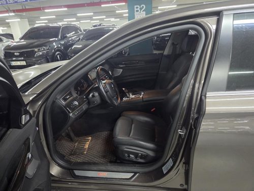 BMW 7시리즈 (F01) 750 사진 5