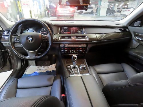 BMW 7시리즈 (F01) 750 사진 10