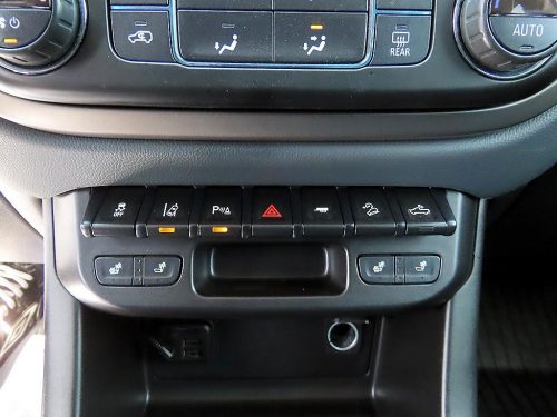 쉐보레 리얼 뉴 콜로라도 3.6 Z71-X 미드나잇 4WD 사진 17