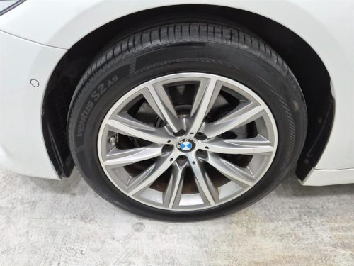 BMW 5시리즈 (G30) 520i 럭셔리 사진 18