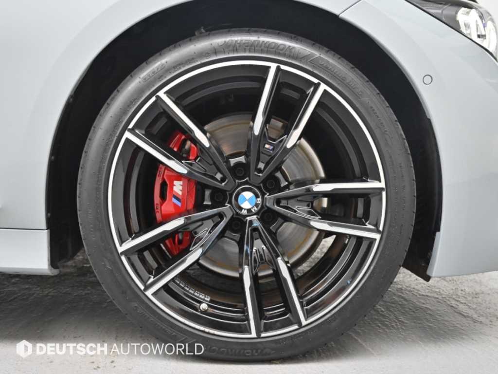 BMW M3 (G80) 컴패티션 사진 5